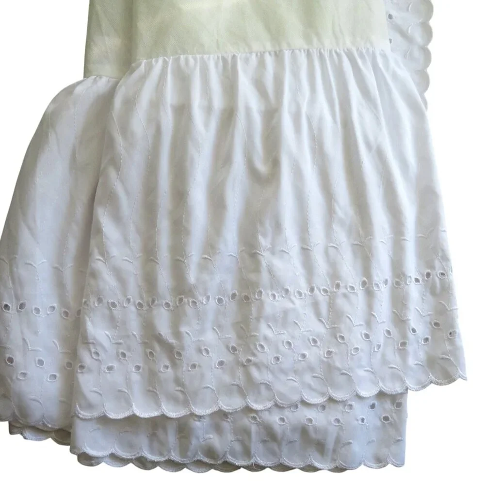 Vintage 90s Y2K White Twin Bed Skirt Eyelet Embroidery Scalloped Hem 14